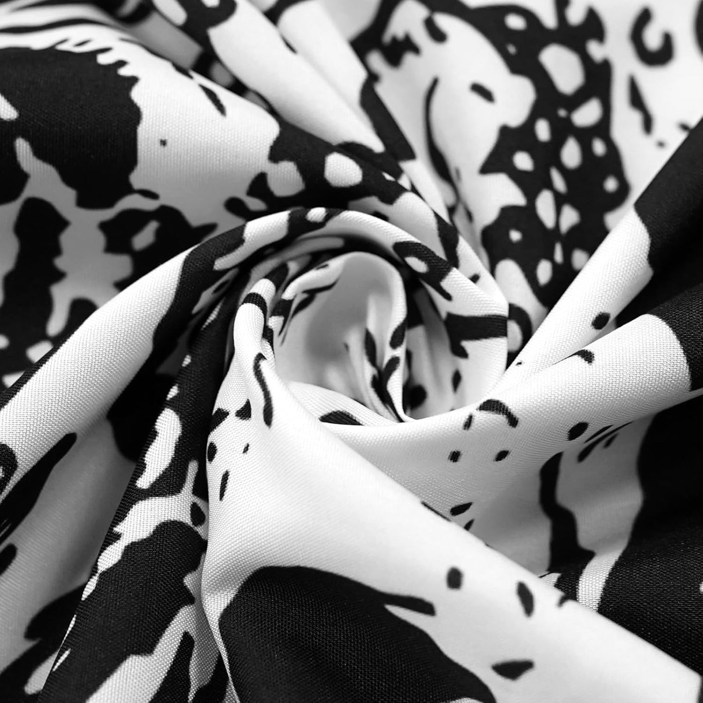 Lifeella Skull Tapestry, Gothic Horror Moon Skeleton Mystic Dark Tapestries for Bedroom Grunge Wall Hanging Black and White 44 x 60 inch