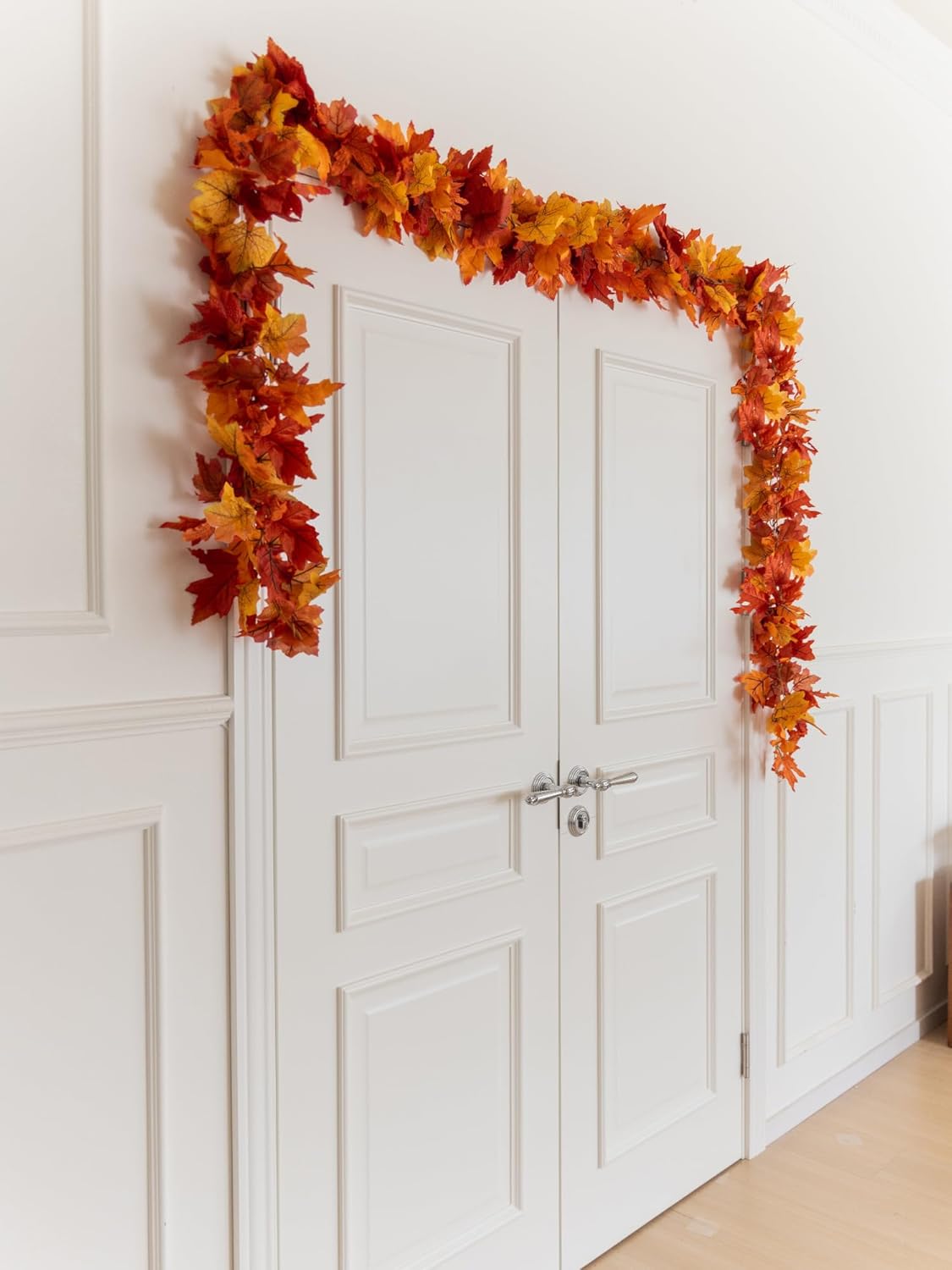 6PCS Yellow-Red Fall Maple Leaves Garland, 5.6Ft Artificial Maple Leaf Autumn Garland Hanging Fall Vines Table Decorations Front Door Fall Decor Thanksgiving Decorations Decor Outside Indoor Decor