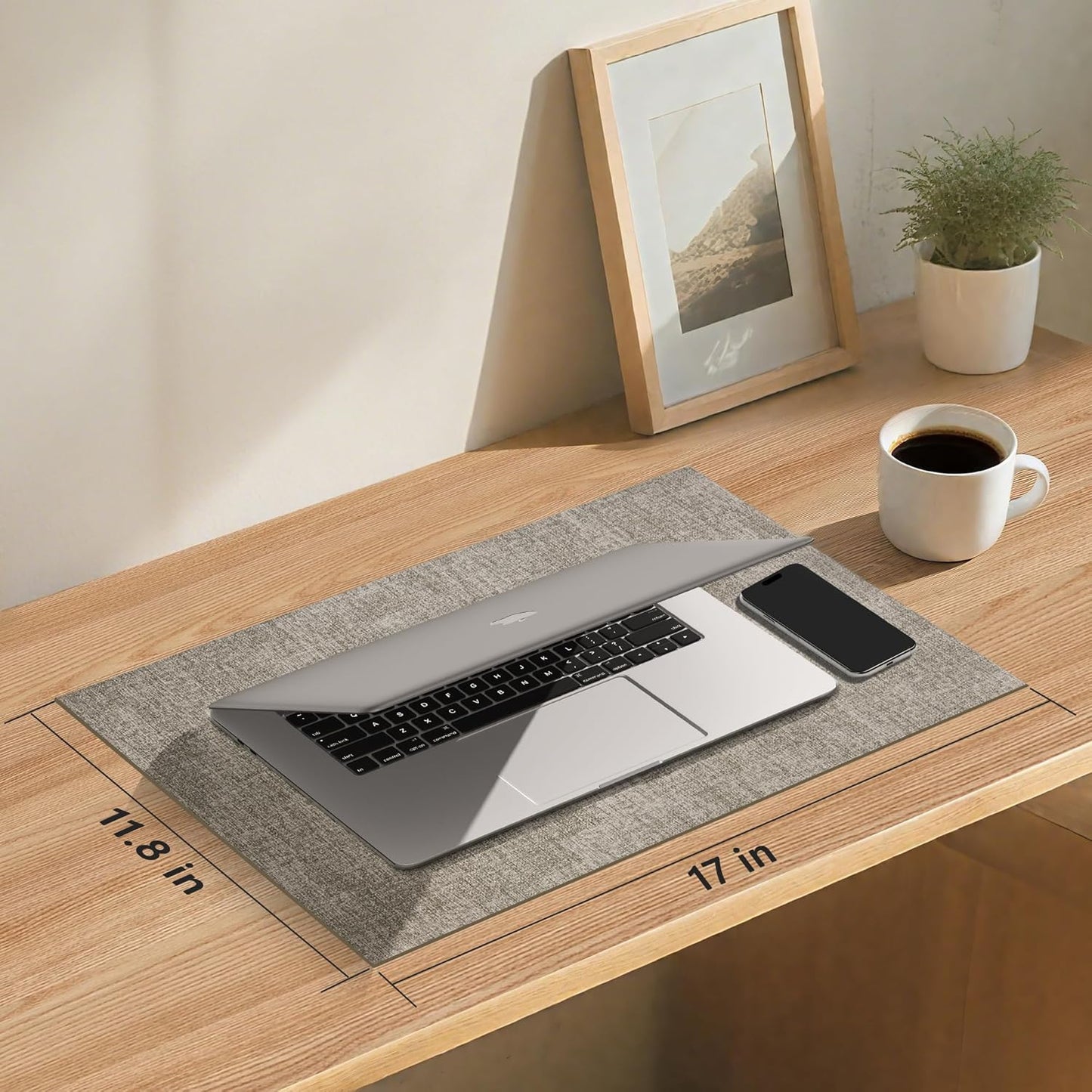 DOLOPL Placemats Set of 8, Reversible Wipeable & Heat Resistant Place Mats, Modern Faux Leather Table Mats for Kitchen, Neutral Waterproof Tablemats for Dining Table Decor, Wedding, Party(Grey)