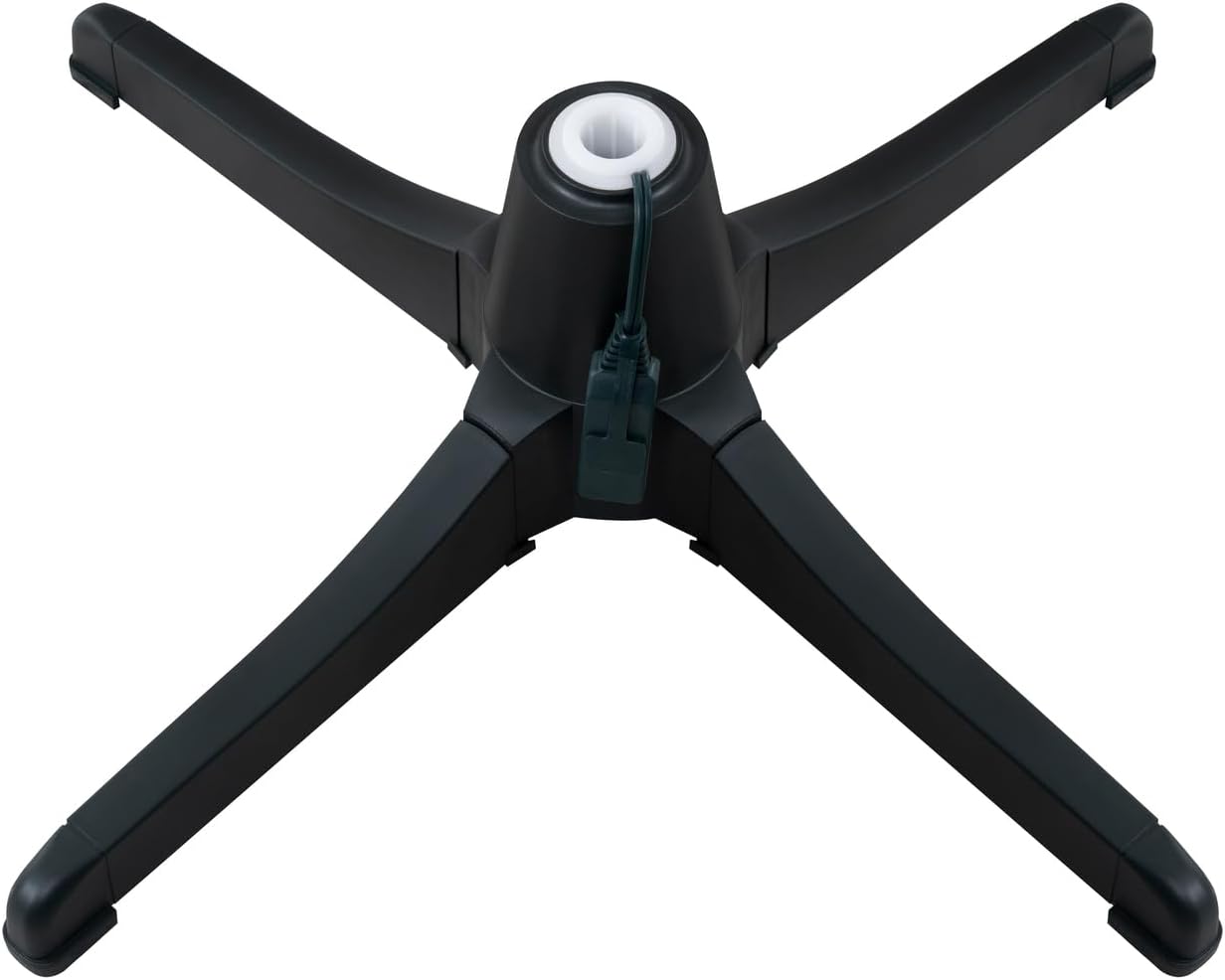 Naomi Home Darla Snowy Christmas Tree 7.5ft/Snow Flocked