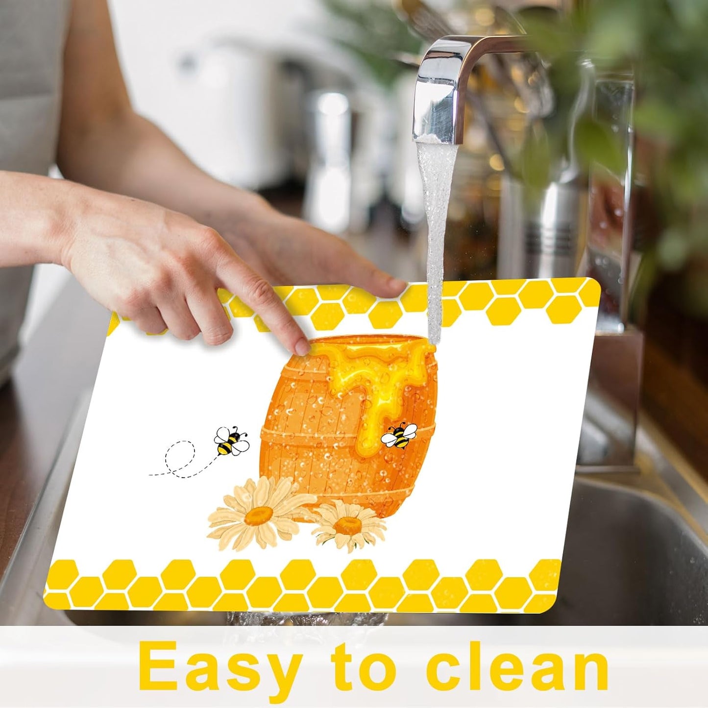 Honey Bee Placemats Set of 6 Summer Plastic Table Mats Yellow Bee Theme Placemats Washable Farmhouse Rustic Holiday Table Decoration for Indoor Outdoor Party Kitchen Dining