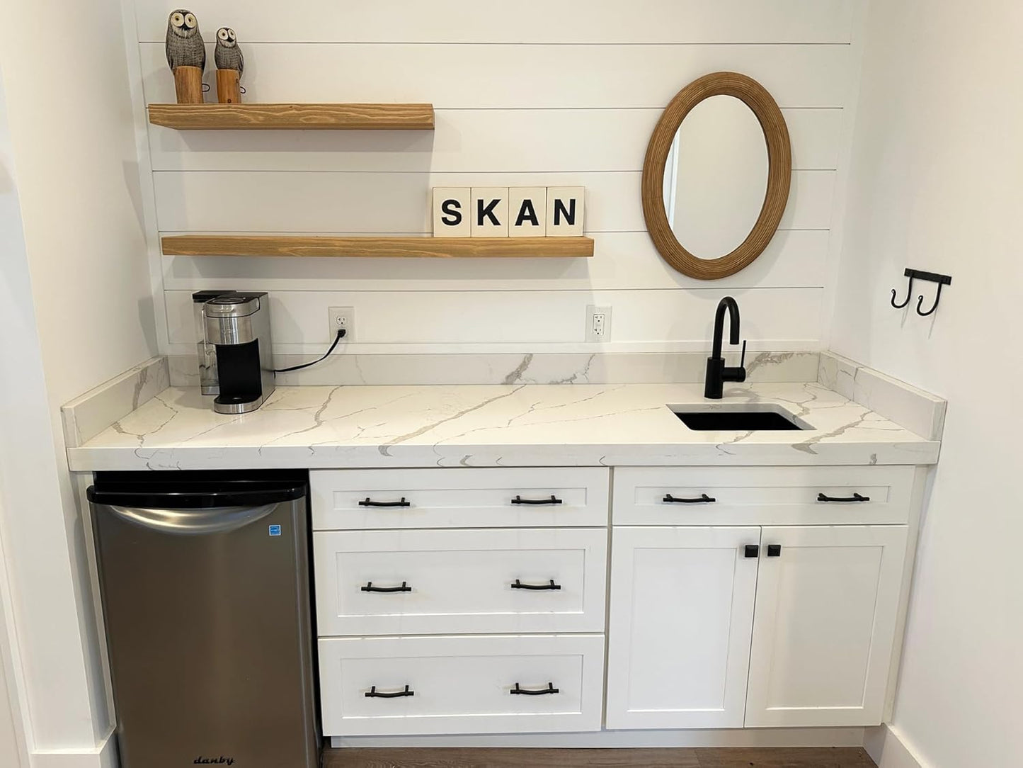 joelsantiques - 36 Inch Wooden Floating Shelves for Wall - 36x8x2 in - Made of Natural Wood - Heavy Duty Rustic Wall Shelves for Bedroom - Perfect for Living Room, Kitchen - Natural