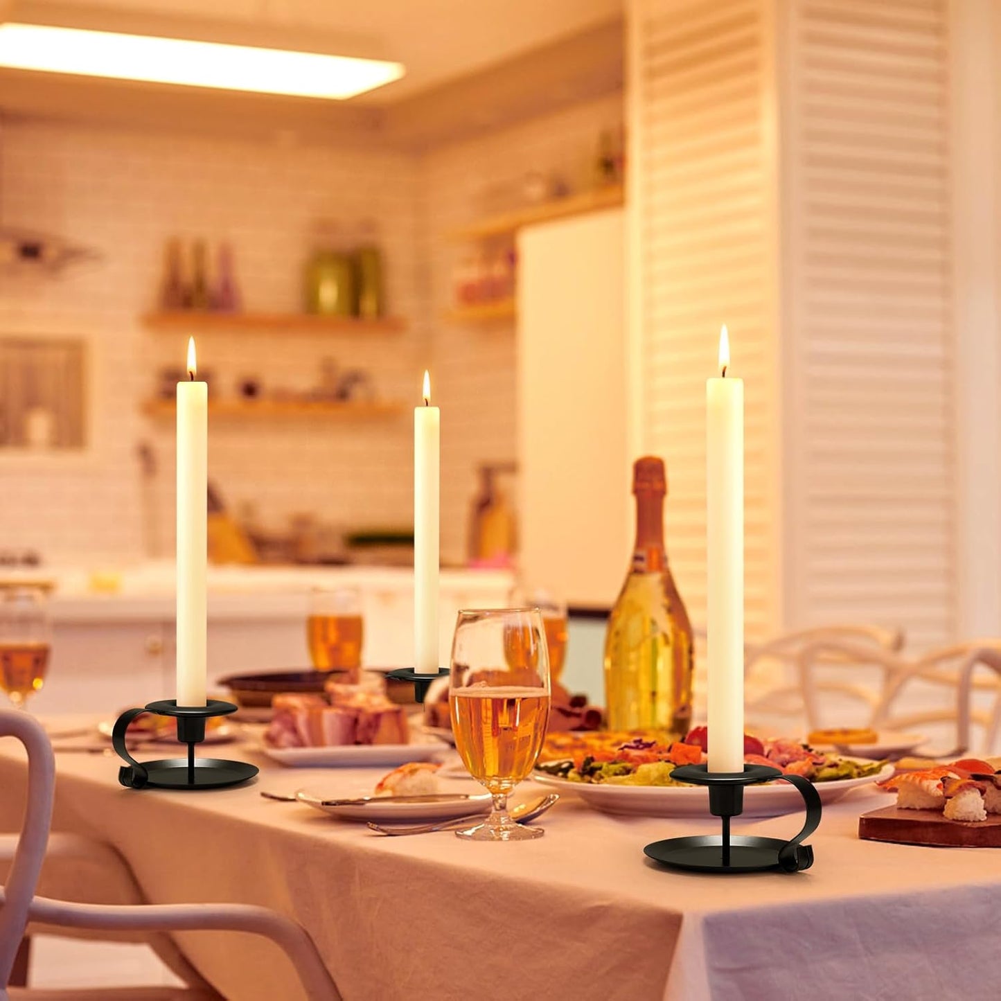 Black Metal Taper Candle Holders Set of 2, Vintage Chamberstick Candle Holder with Handle for Taper Candles, Farmhouse Rustic Candle Holders for Table Decor, Halloween Christmas Decoration