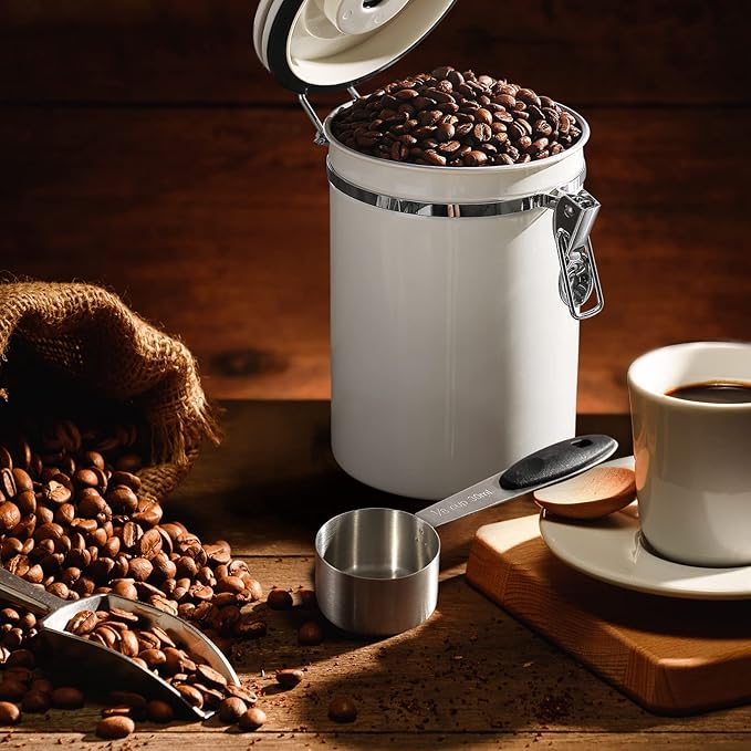 ShanSon Coffee Canister Airtight Coffee Container Stainless Steel Coffee Bean Storage Container with CO2 Release Valve and Scoop Coffee Canister for Beans,Grounds,Sugar,Flour,Tea,Cereal,22OZ,Off-White
