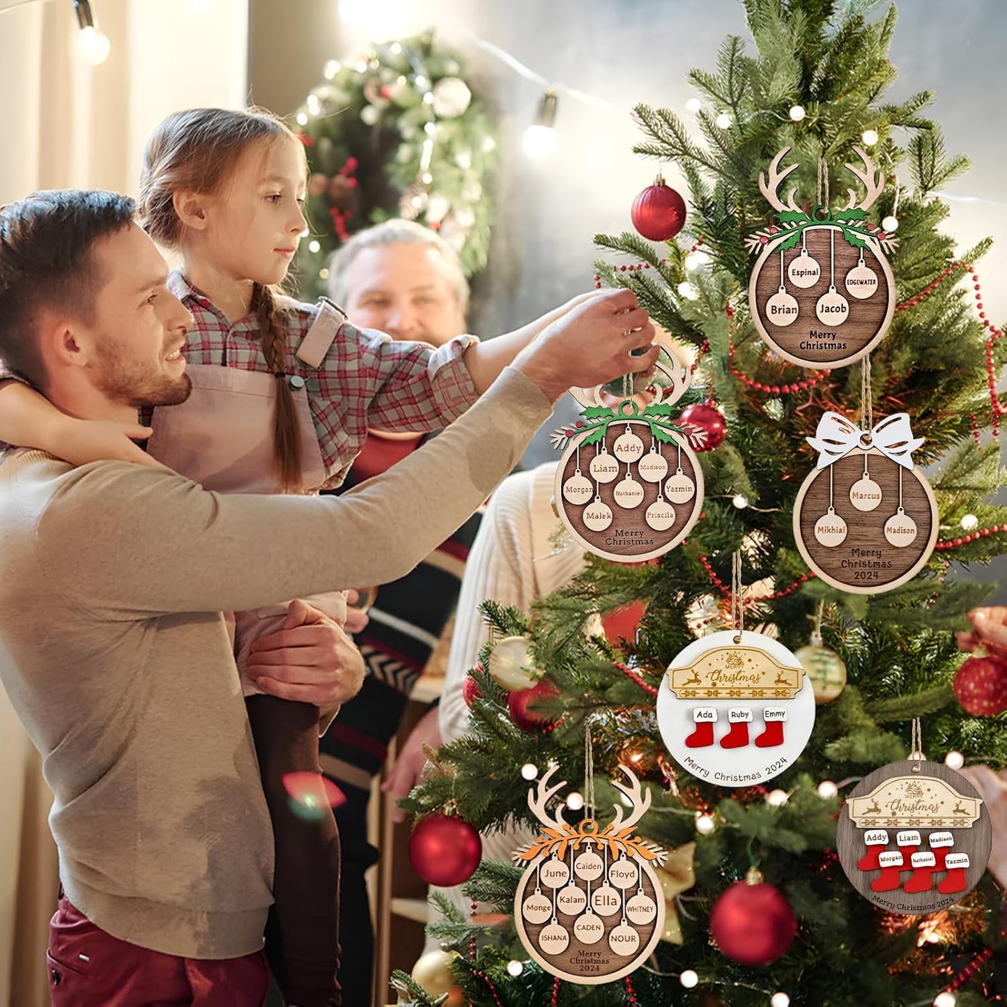 Personalized Christmas Ornaments 2025 with Family Names Custom Wooden Ornaments for Christmas Tree Personalized Christmas Ornament Gifts (1-10 Names)