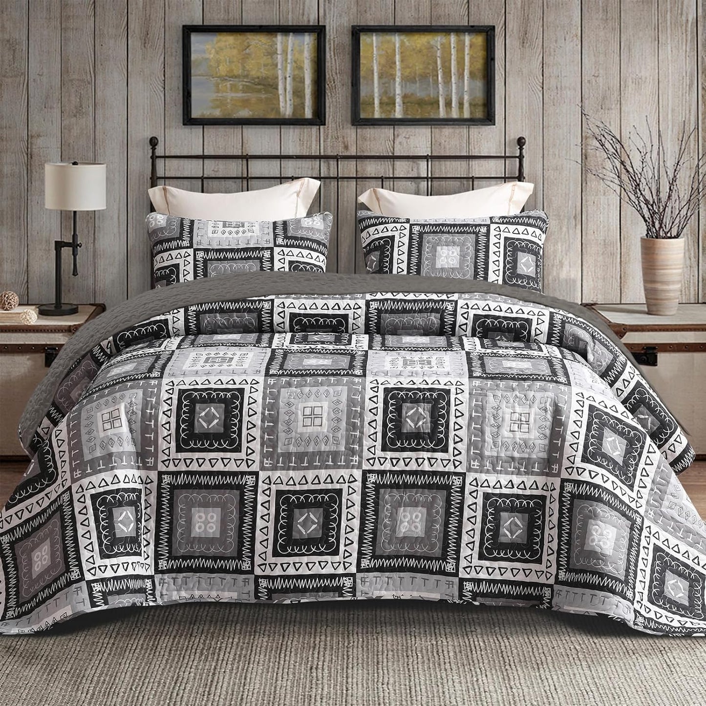 Exclusivo Mezcla Reversible Boho Quilt Set King Size, 3 Pieces Patchwork Black All Season Bedspreads, Ultra Soft Floral Coverlet Bedding Set with Printed Pattern (1 Quilt, 2 Pillow Shams)