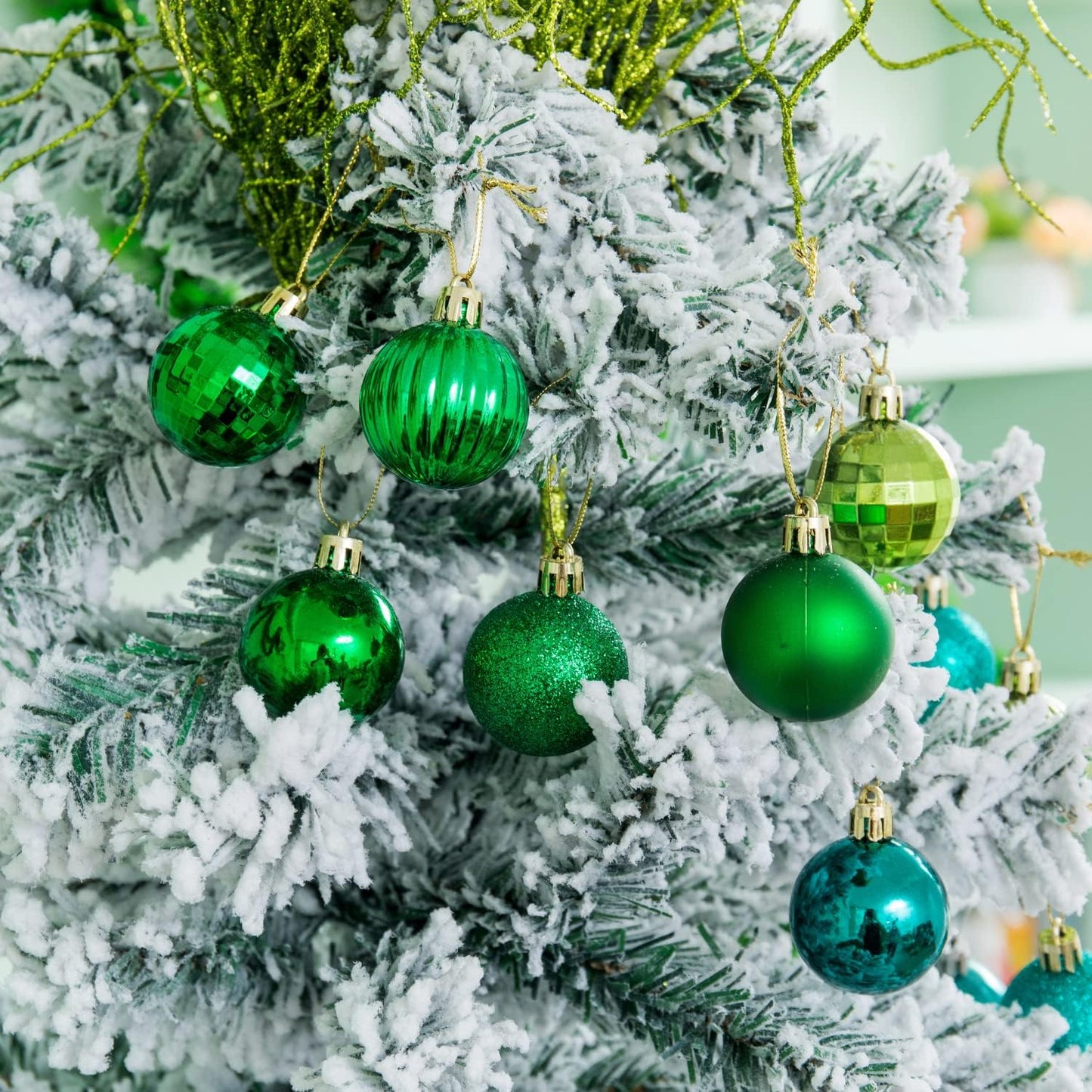 XmasExp 24ct Christmas Ball Ornaments Shatterproof Christmas Ornaments Set Decorations for Xmas Tree Balls 40mm/1.57" (1.57'', Green)