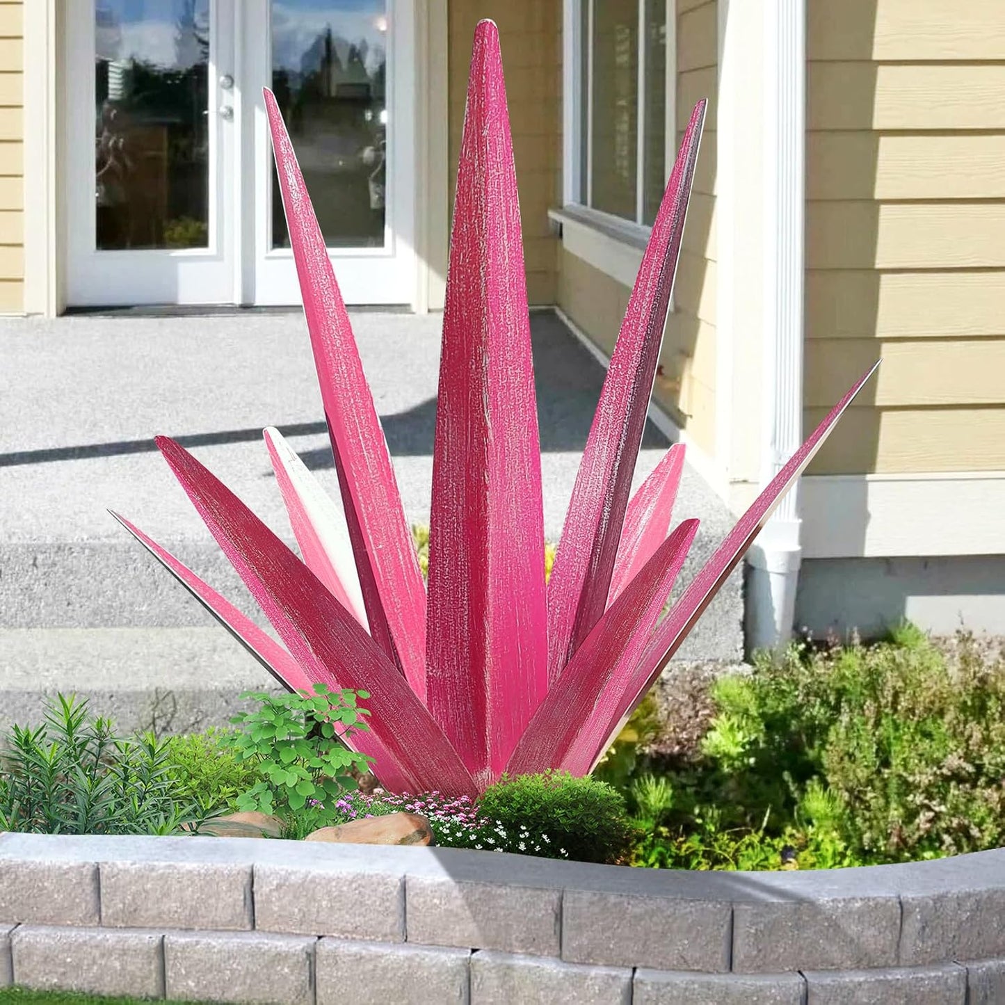 Large Tequila Rustic Sculpture, Rustic Metal Agave Plants for Outdoor Patio Yard, Home Decor Hand Painted Metal Agave Garden Yard Statue, Outdoor Lawn Ornaments Yard Stakes (Rose Red - M)