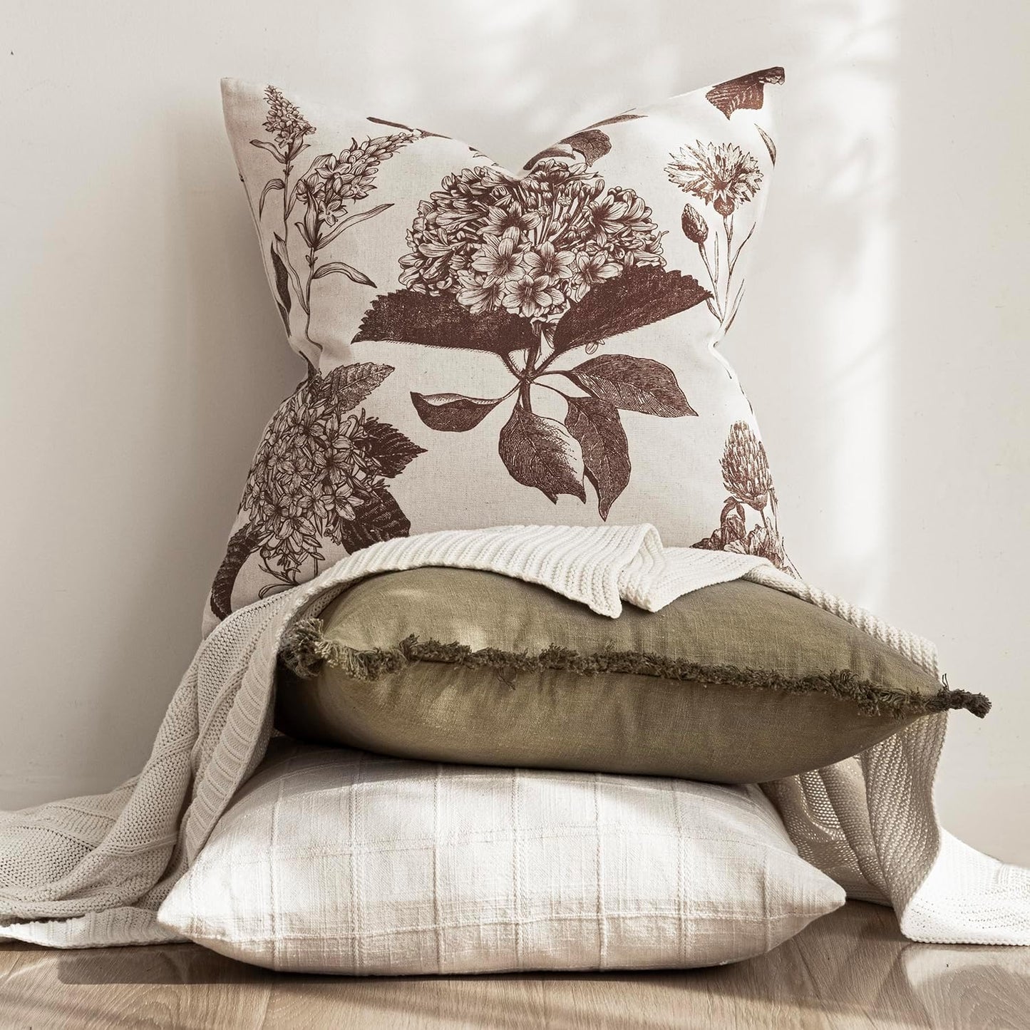 Foindtower Set of 2 Linen Floral Throw Pillow Covers Neutral Vintage Print Decorative Cushion Covers Farmhouse Boho Home Decor for Sofa Chair Couch Bedroom Living Room Outdoor,18×18 Inch,Dark Brown