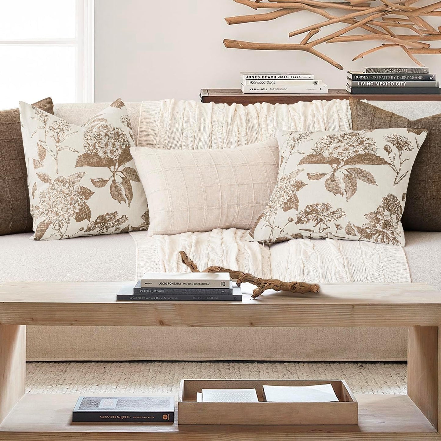 Foindtower Set of 2 Linen Floral Vintage Throw Pillow Covers Neutral Accent Decorative Cushion Covers Farmhouse Boho Home Decor for Sofa Chair Couch Bedroom Living Room Outdoor,18×18 Inch,Light Brown