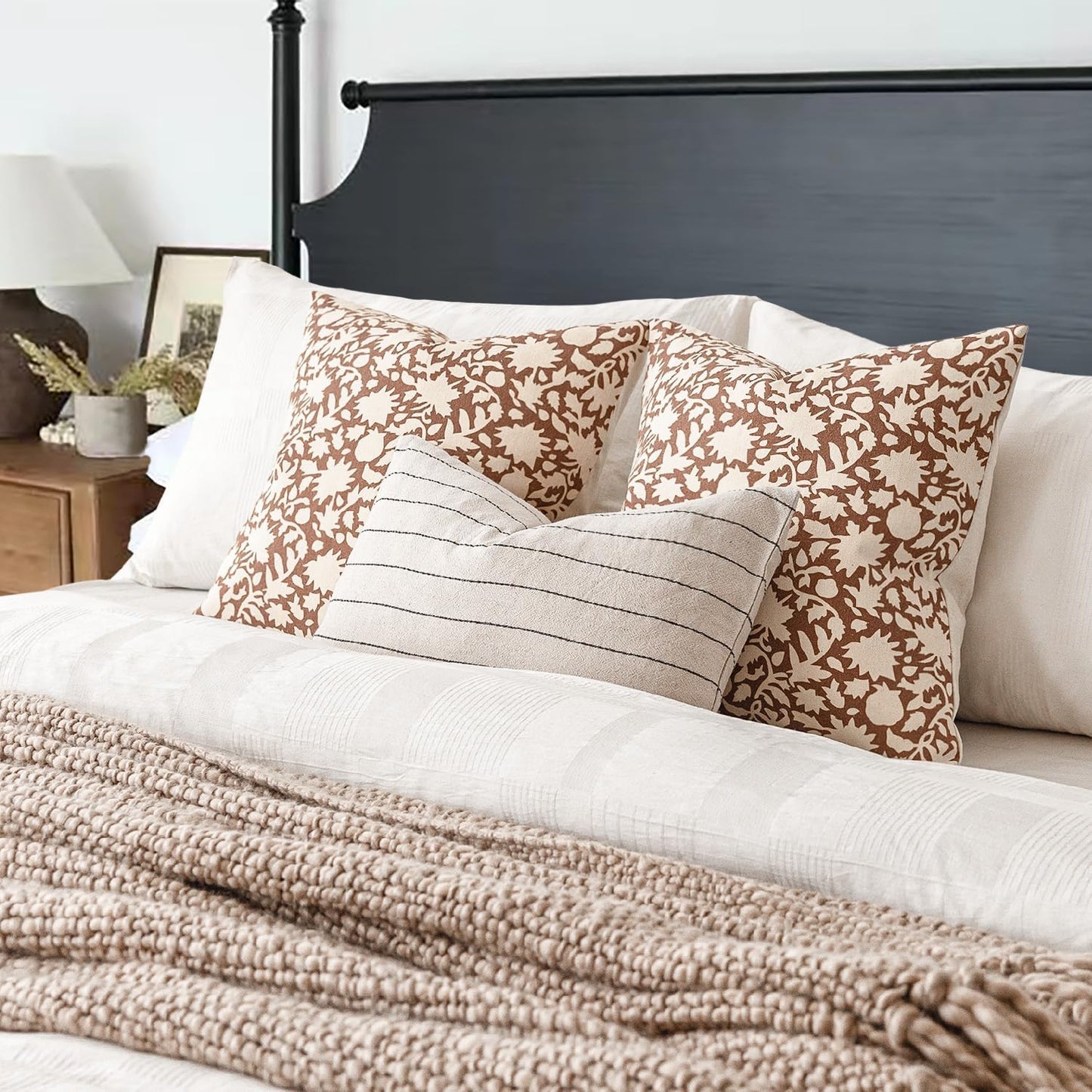 Foindtower Set of 2 Decorative Neutral Floral Throw Pillow Covers Accent Farmhouse Cushion Covers Boho Pillowcase for Couch Sofa Bedroom Living Room Home Decor Outdoor,18×18 Inch,Light Orange Brown