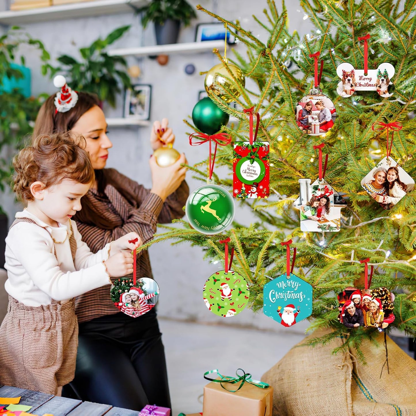 Personalized Christmas Ornaments 2025 Customized with Photo Text Ornament Keepsake Pet First Christmas Ornament Bulk Custom Wooden Xmas Tree Decorations