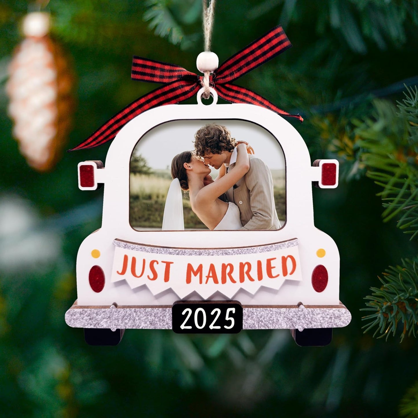 Christmas Photo Frame Ornament, 2025 Ornament, Wooden Picture Frame Ornaments With Hanging String (Just Married 2025)