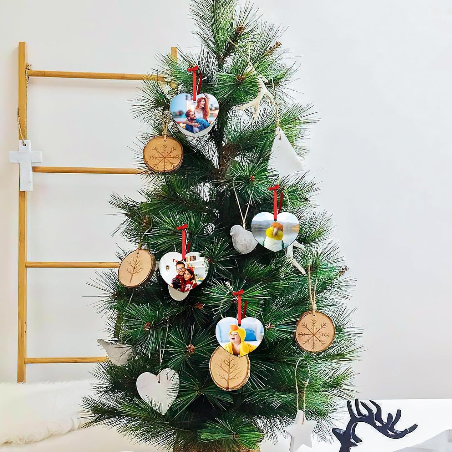 Personalized Christmas Ornaments 2025, Wood Custom Photo Text Hanging Ornament Customized Christmas Tree Decorations Gift for Family, Kids, Friends, Couples, Wedding