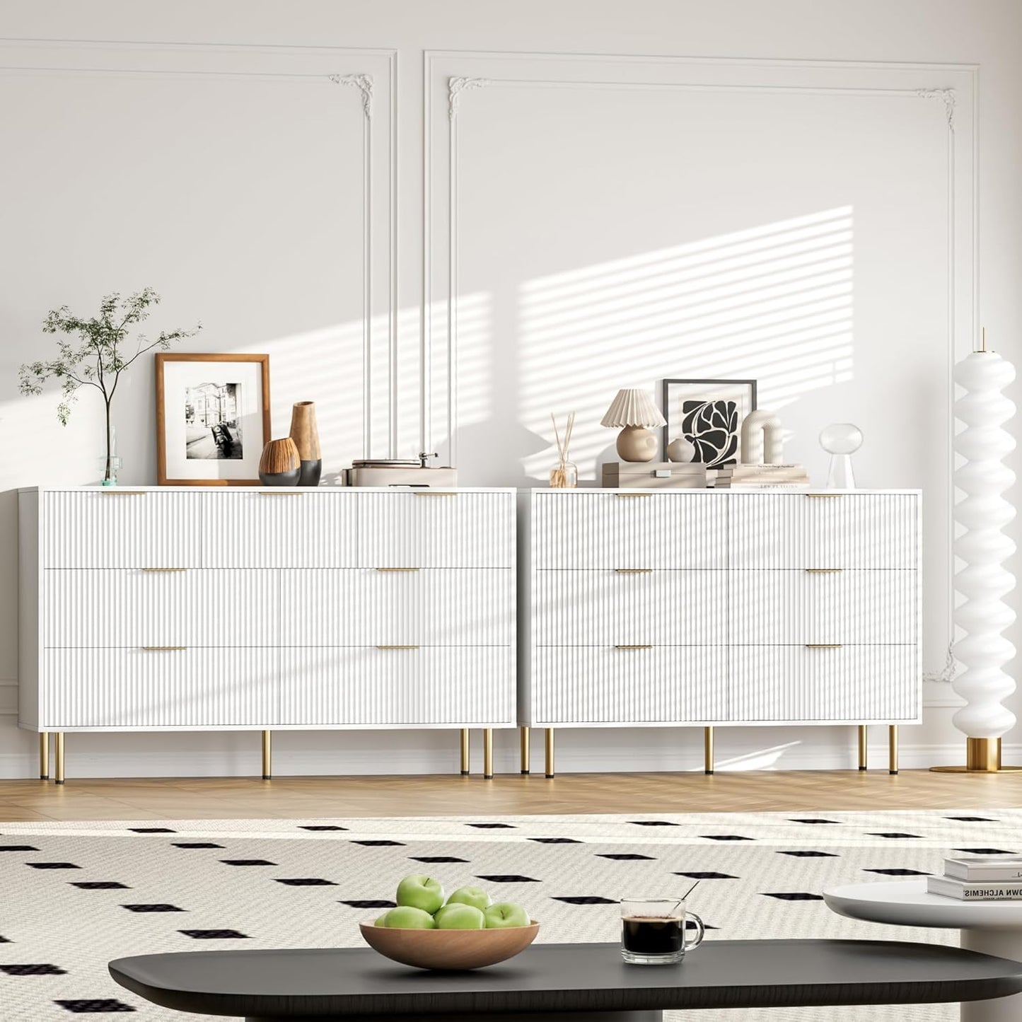 GarveeHome 7 Drawers Dresser for Bedroom, Fluted Chest of Drawers with Gold Handle, Wood Modern Dresser for Closet, Bedroom Furniture Storage Organizer for Living Room, Hallway, White