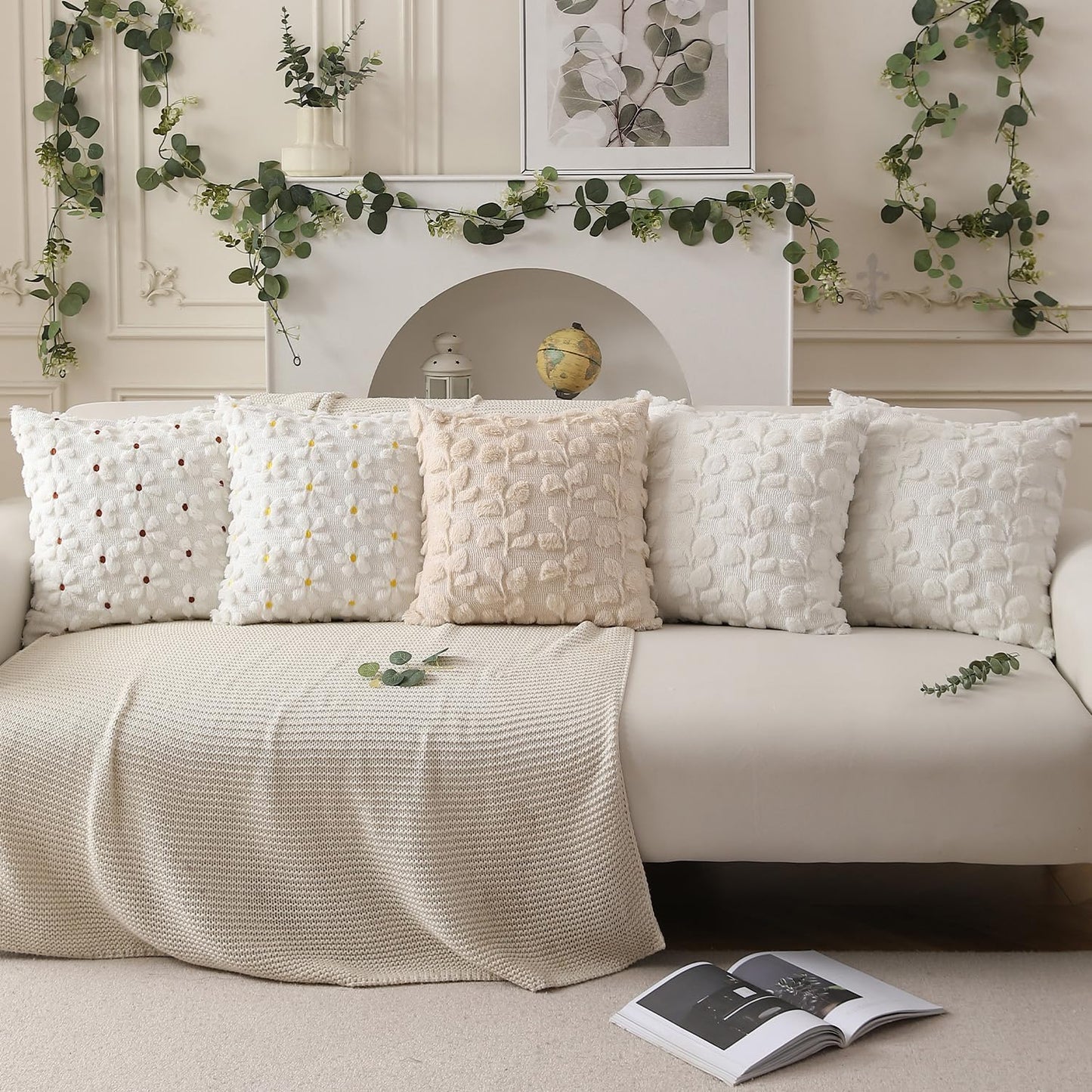 DFXSZ Spring Summer Pillow Covers 20x20 inch Set of 2 Farmhouse Decor Yellow Flower Heart Daisy Soft Plush Faux Fur Jacquard Throw Pillows for Bedroom Sofa Holiday Spring Summer Home Decor PTK024A20