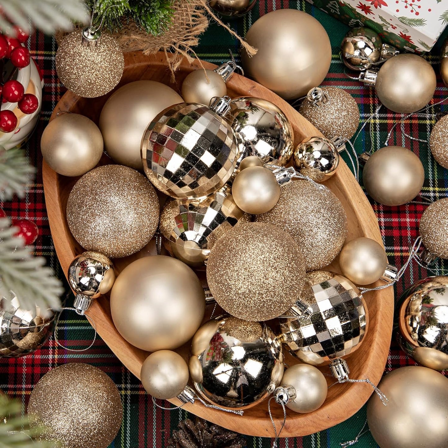 50pcs Champagne Christmas Ball Ornaments Set Shatterproof Christmas Ball for Xmas Tree Xmas Ornaments Balls with Hanging Loop for Xmas Wedding Holiday Party Wreath Home Decor