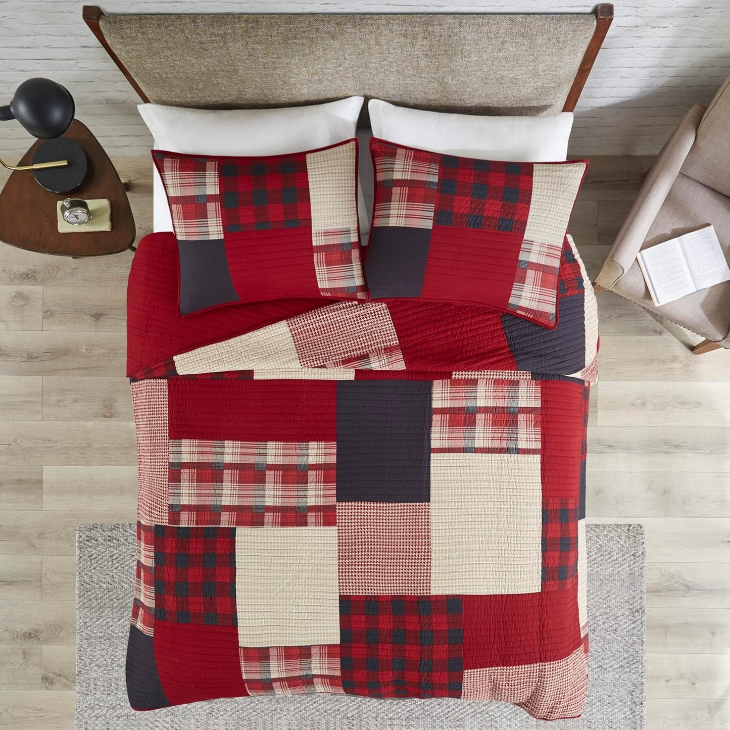 Woolrich Sunset Reversible Quilt Set - Cottage Styling Reversed to Solid Color, All Season Lightweight Coverlet, Cozy Bedding Layer, Matching Shams, Oversized Full/Queen, Plaid Red 3 Piece
