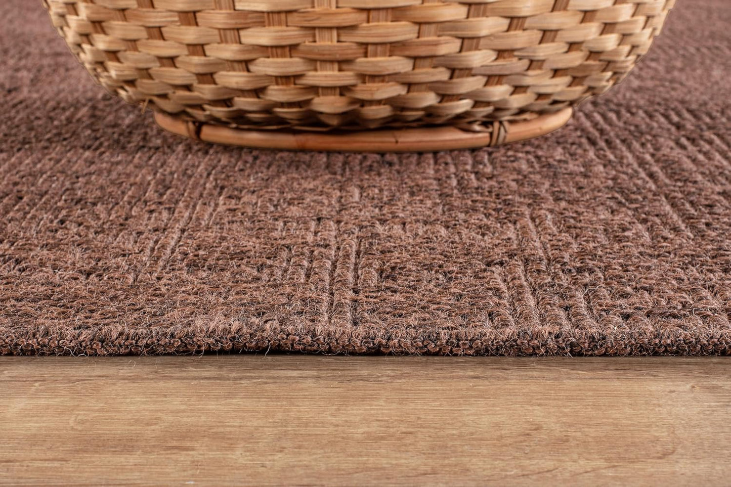 CAMILSON Easy Jute Round Rug 4ft Indoor Outdoor Brown Color Fiber Area Rugs for Living Room Patio and Kitchen Rug, Solid Boho Woven Design Easy-Cleaning Washable Outside Carpet Alfombras (4 Round)