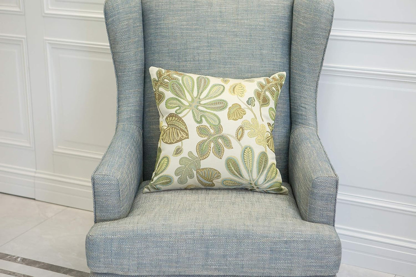 Set of 2 Jacquard Tropical Leaf Pattern Throw Pillow Covers Decorative Pillowcase 20X20 Inches,Green Cream