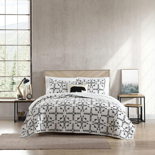 Eddie Bauer - King Quilt Set, Reversible Cotton Bedding with Matching Shams, Luxurious Bedding Set (Arrowhead Charcoal, King)