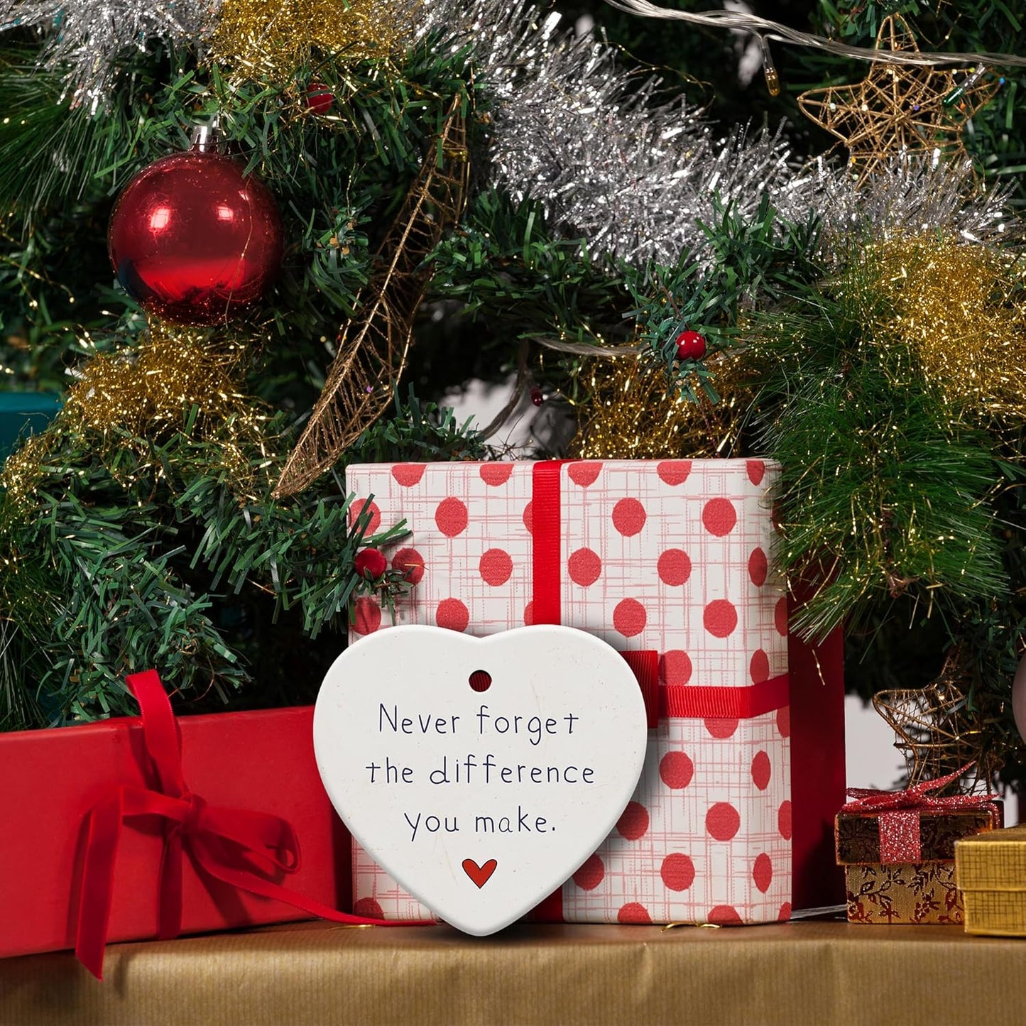 Thank You Gifts for Women, Nurse, Coworkers, Teacher, Retirement Farewell Going Away, Never Forget The Difference You Make Ornament, Christmas Ornaments 2025