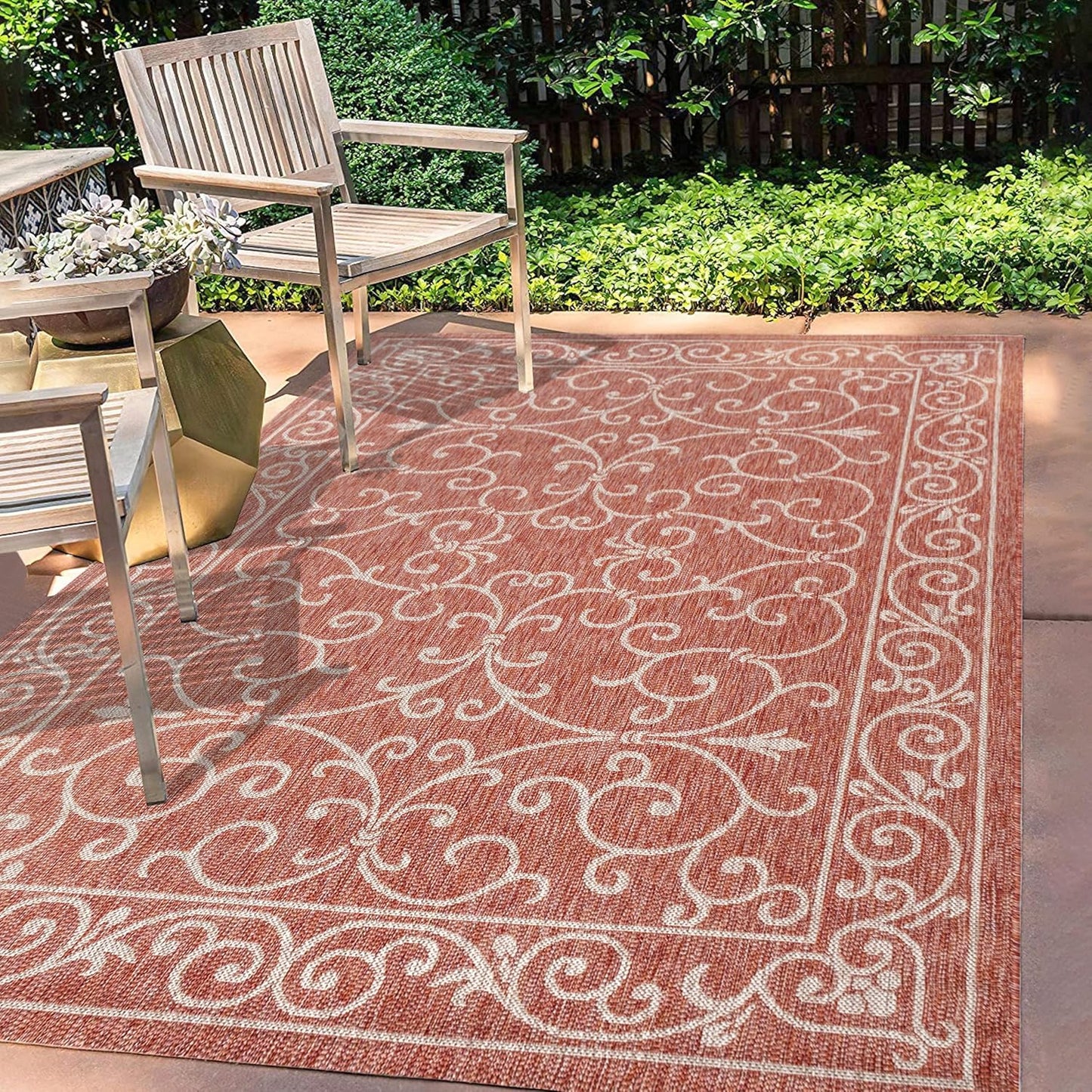 JONATHAN Y Vintage Filigree Indoor Outdoor Area Rug 4X6 Red/Beige, Charleston Textured Weave for Backyard, Patio, Porch, Easy-Cleaning, High Traffic, Pet-Friendly, Non-Shedding (SMB106B-4)